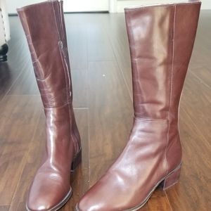Vintage boots size 6